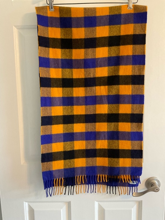 United Colors Of Benetton Accessories - VINTAGE United Colors of Benetton Women’s Winter Scarf